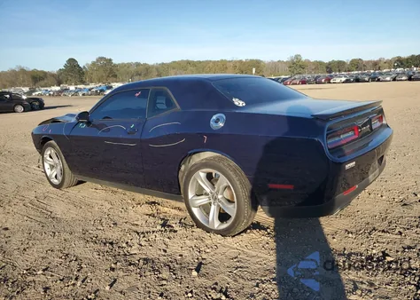 2016 Dodge Challenger Sxt z USA, uszkodzony, nr VIN 2C3CDZAGXGH256335